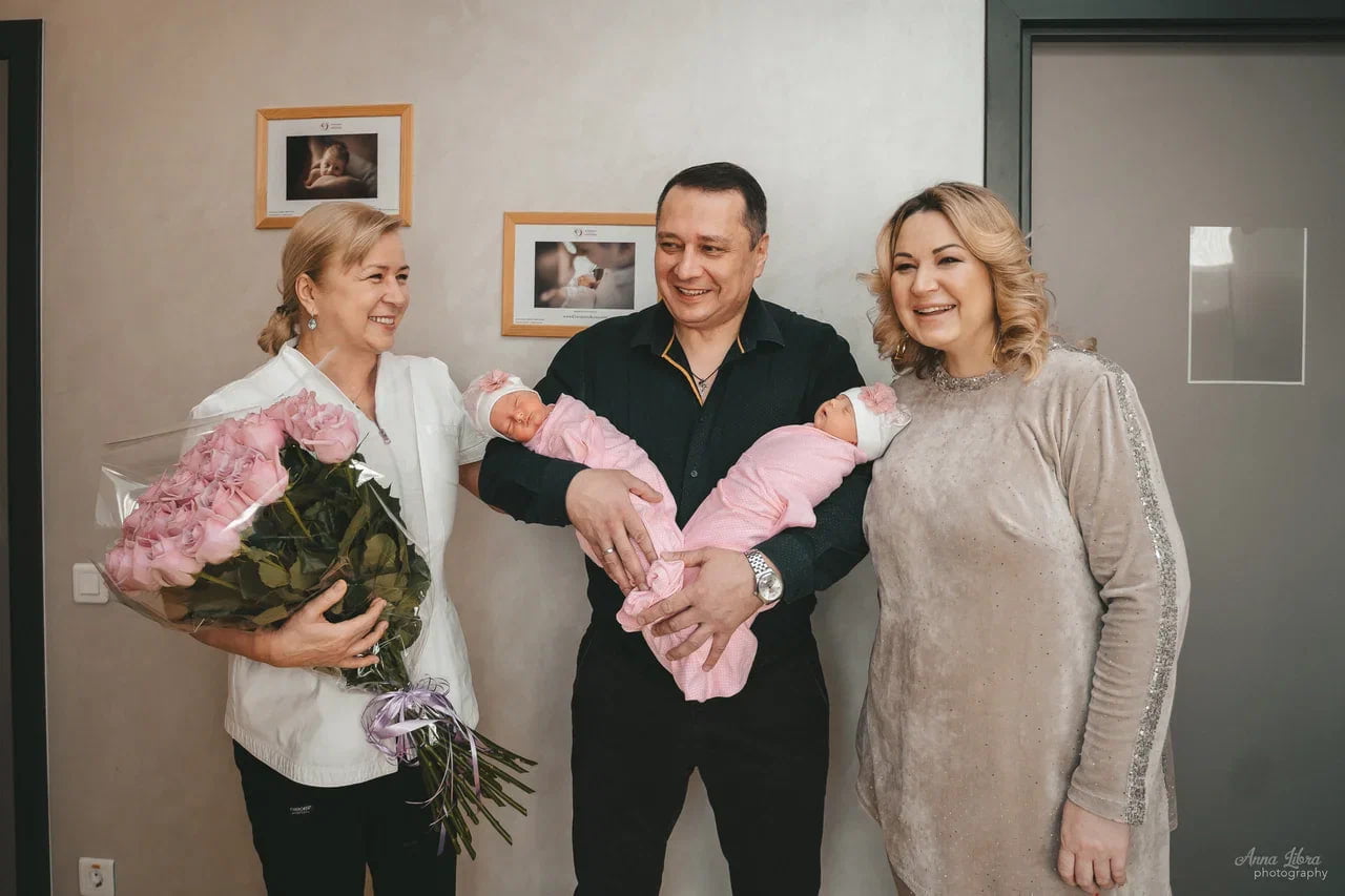 Наталья Киптилая в 42 года стала мамой редких близнецов